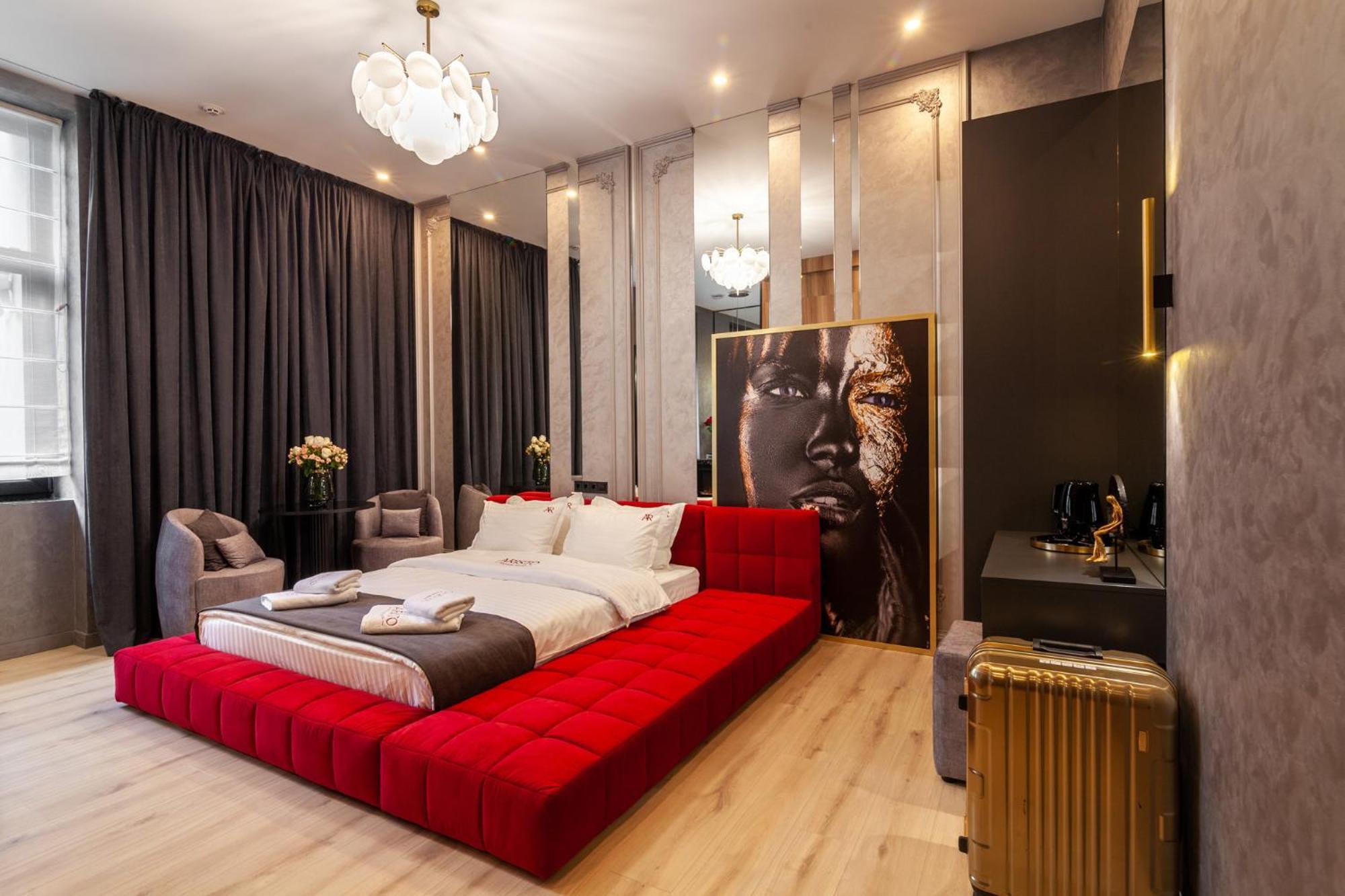 Aristo Jacuzzi Hotel Lviv Luaran gambar