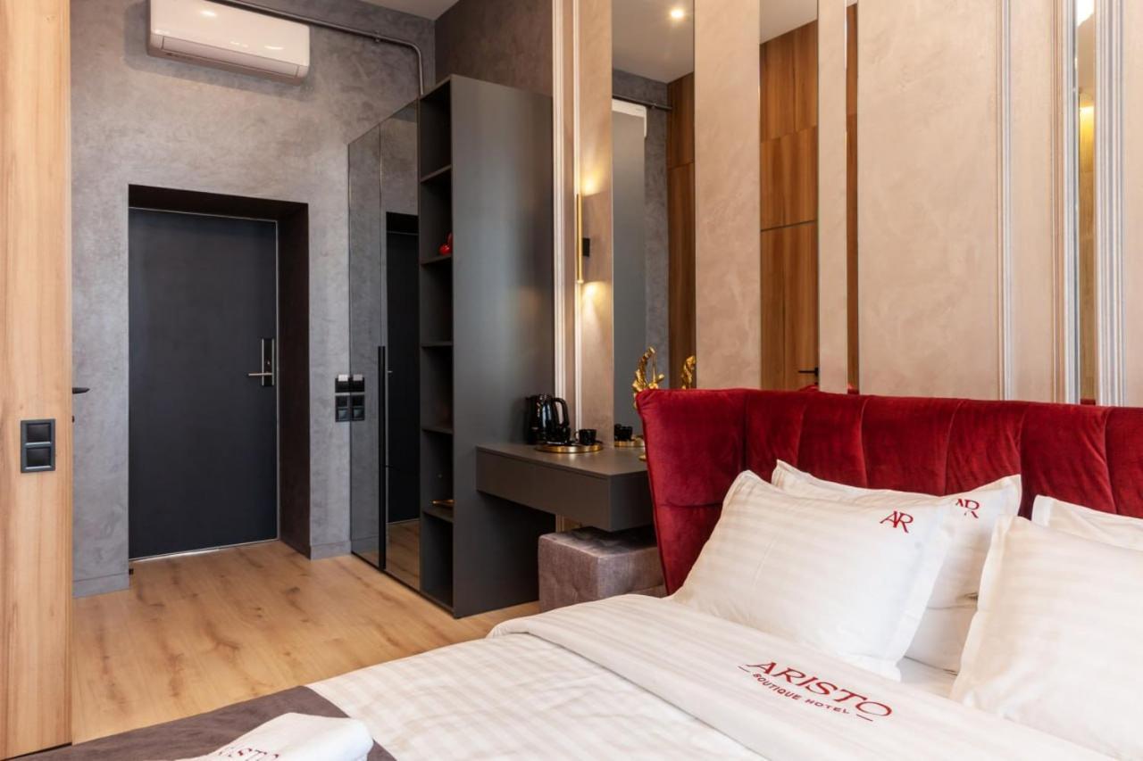 Aristo Jacuzzi Hotel Lviv Luaran gambar
